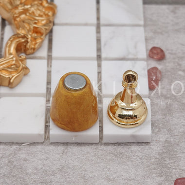 Large Crystal Nail Tip Display